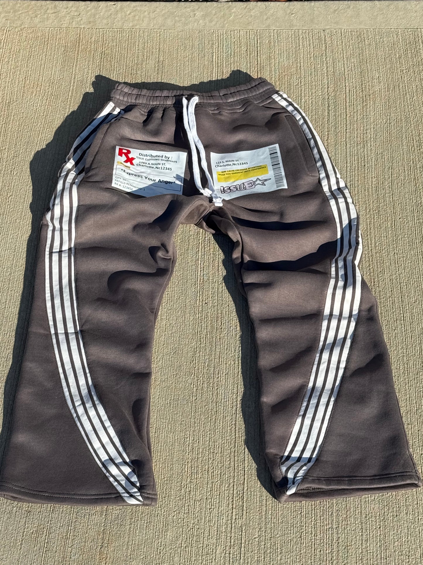 !ssue 2025 "Smoked Out" Grey Sweats